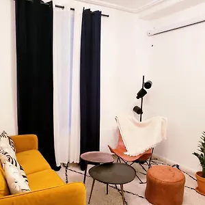 https://appartement-dexception-batignolles.fr-paris.fr